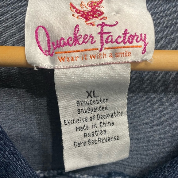 Quacker Factory Jacket Women’s XL Denim Jean Rhinestone Studded Blue Red USA - Picture 5 of 9